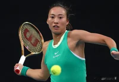 郑钦文：空降澳网？？2025年伤病结束后，郑钦文还没有报名参加任何奥前赛事。