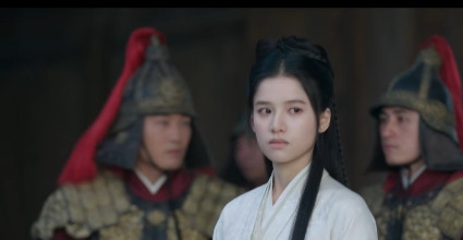 《藏海传》第33集太精彩紧张！冬夏女王被曹静贤杀害后，皇帝送她灵柩回到冬夏，曹静