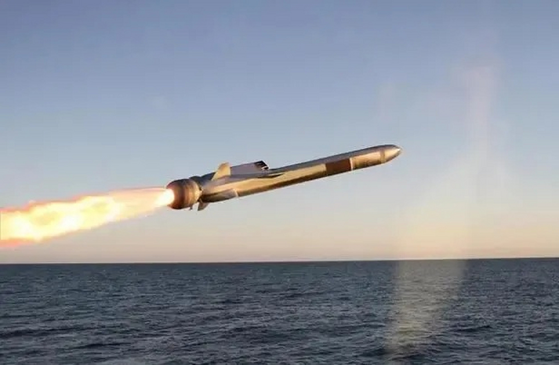 ​​美国新型武器已暴露，一旦落入胡塞武装手里，风险到底会有多大？