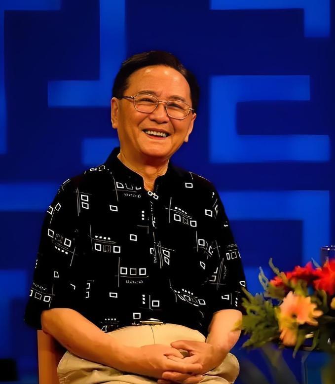 王扶林导演曾被人问道：圈子里有个传闻叫潜规则，红楼梦美女如云，但我没听到任何小报