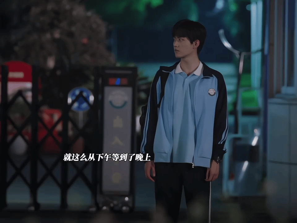 周柯宇弟圈天菜狙击蝴蝶周柯宇在《狙击蝴蝶》里演活了那种清澈又执着的年下感！李