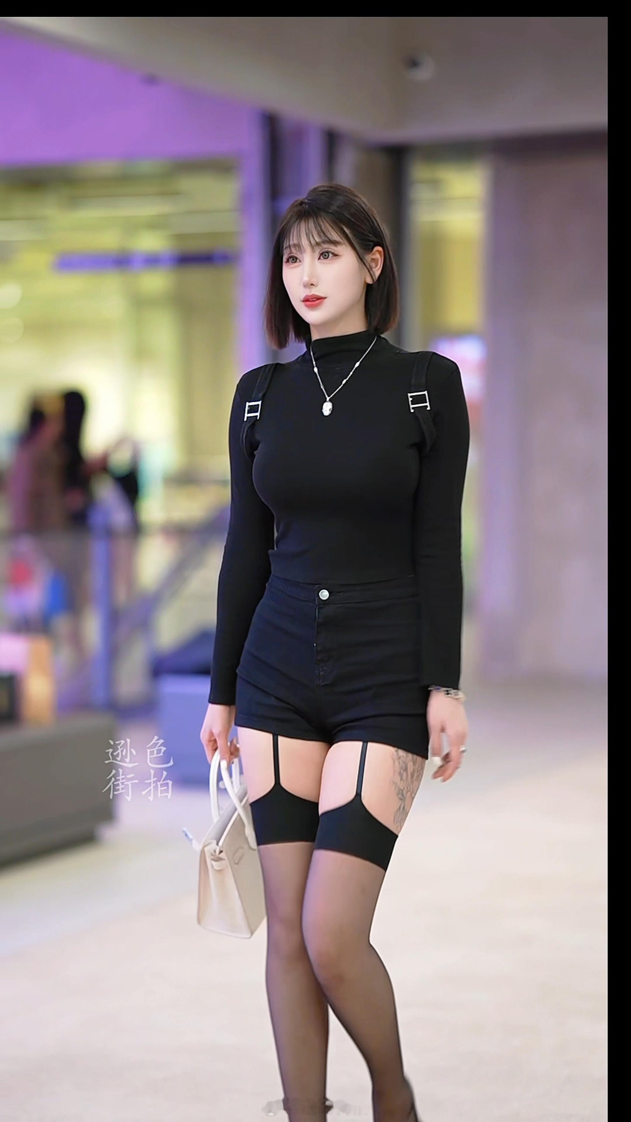 【成都街拍】你心动了吗？丨摄影拍照每日穿搭