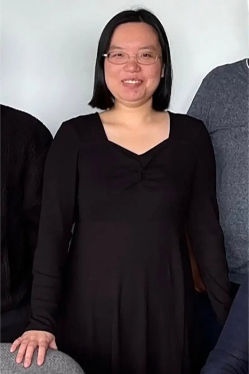 美国华人女研究生向同事下毒致其神经受损连夜逃回国时机场被捕美国又发生一起向同事下