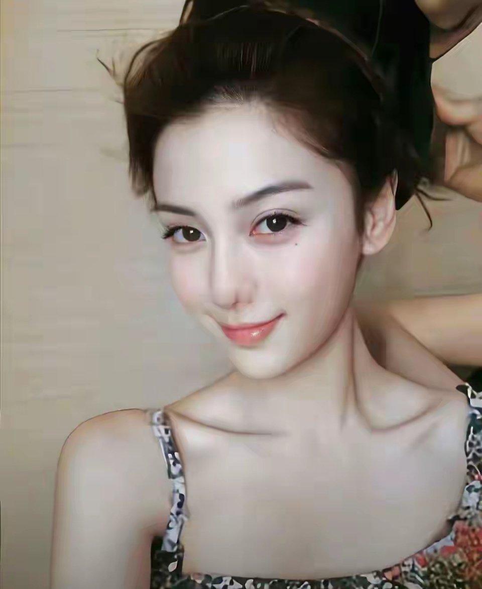 没有缺点的一张脸，内娱真人芭比也只有她了