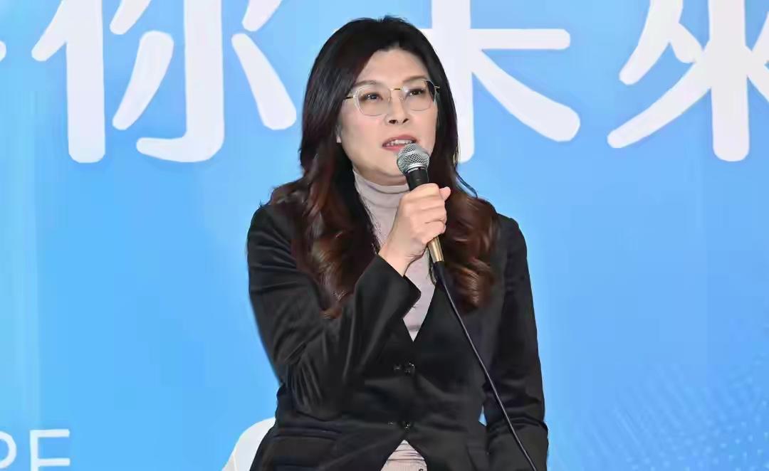 四句话定乾坤！郑丽文正面反击，赵少康彻底无话可说5月1日国民党党主席郑丽文的