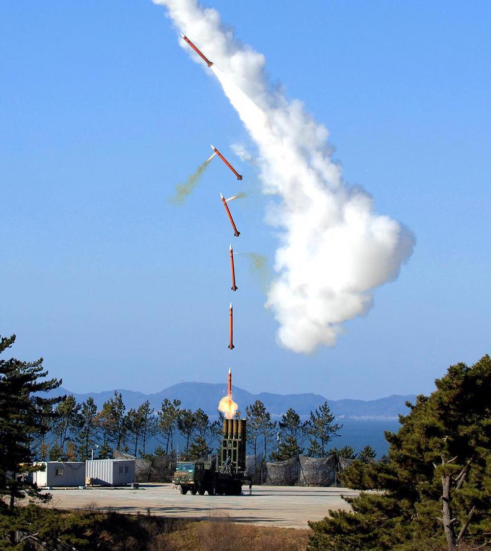 韩国KM-SAMII防空导弹发射全过程采用俄罗斯技术经过韩国消化采用冷发射