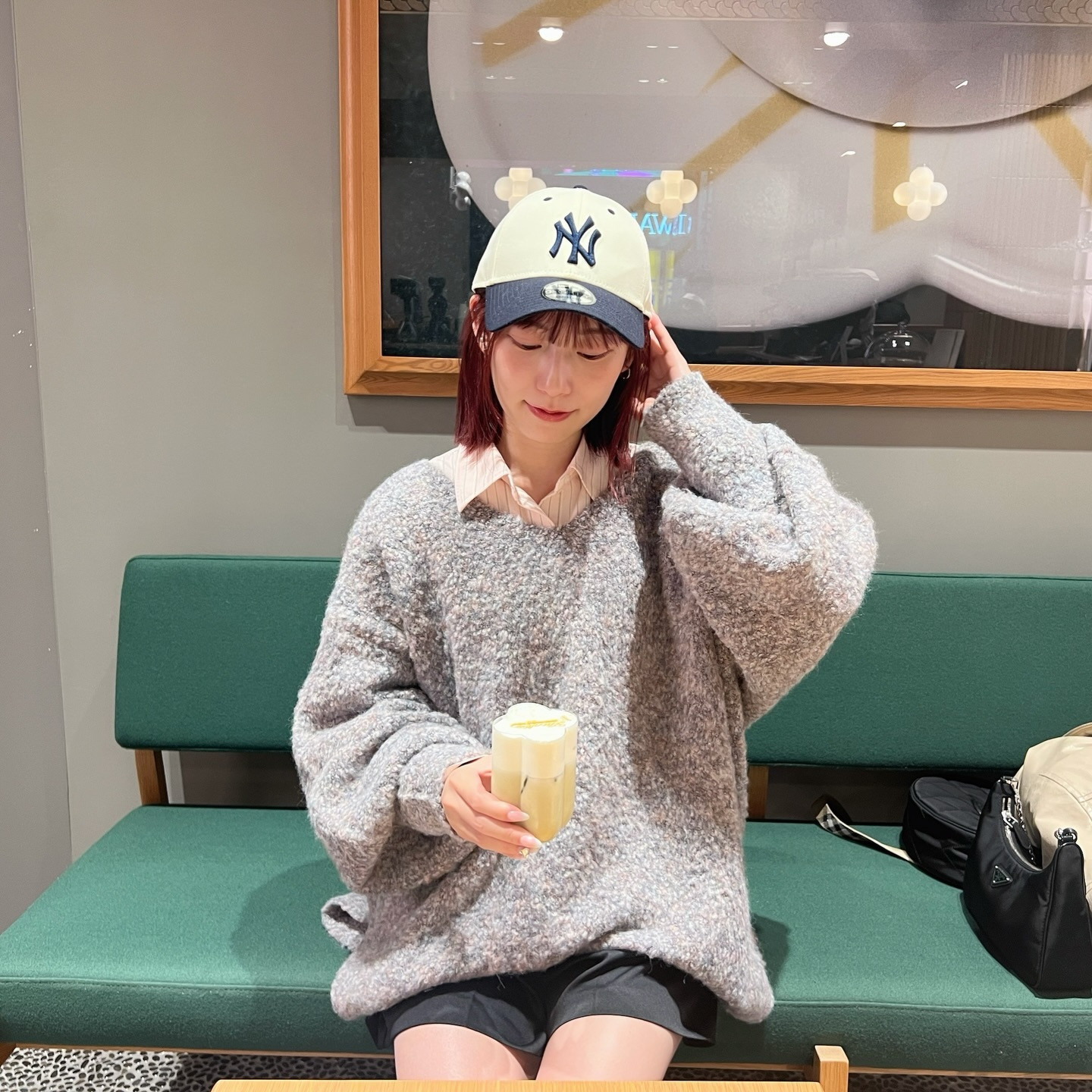 東村芽依🍓「ピンク×グレーお気に入り🐰💕最近の私服詳細🏷️」meigra