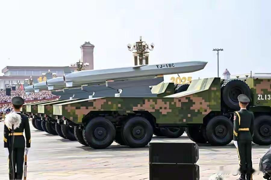 个人认为随着鹰击-18和鹰击-18C这两款亚超音速、亚音速隐身反舰导弹的入役，未