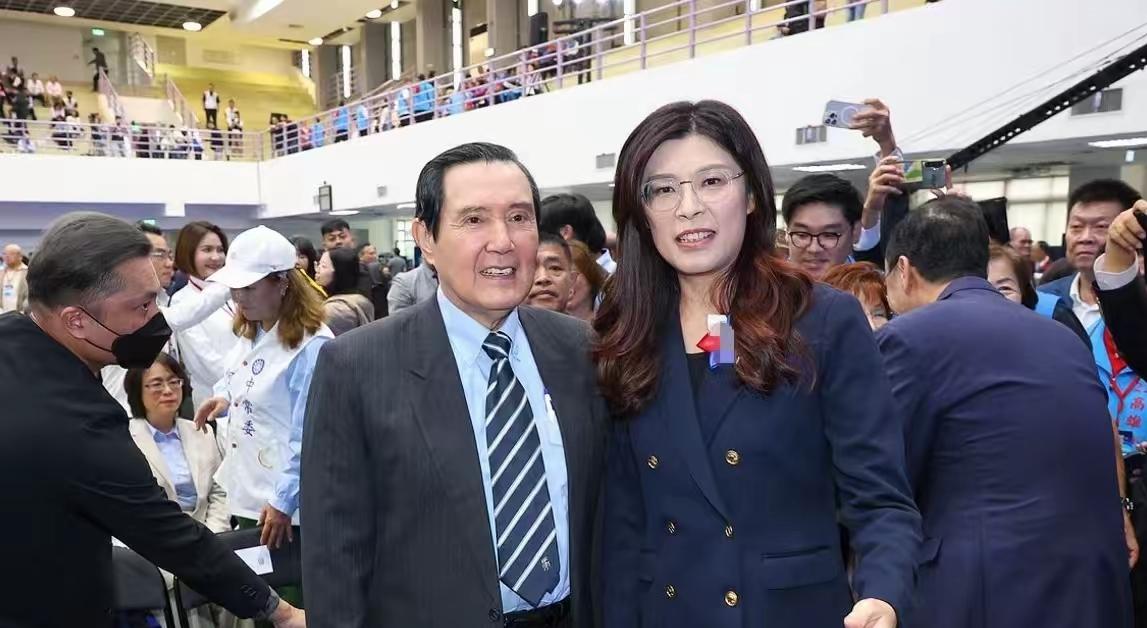 马英九婉拒出席“全台党代会”的邀请全台党“全台党代表大会”将于下周六（25日