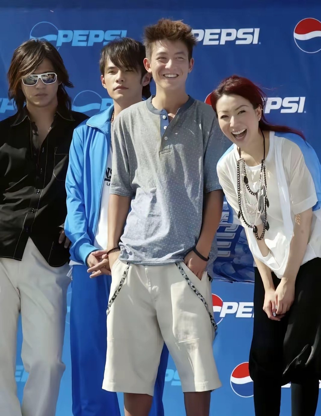 周杰伦更具有个人气质和特色。