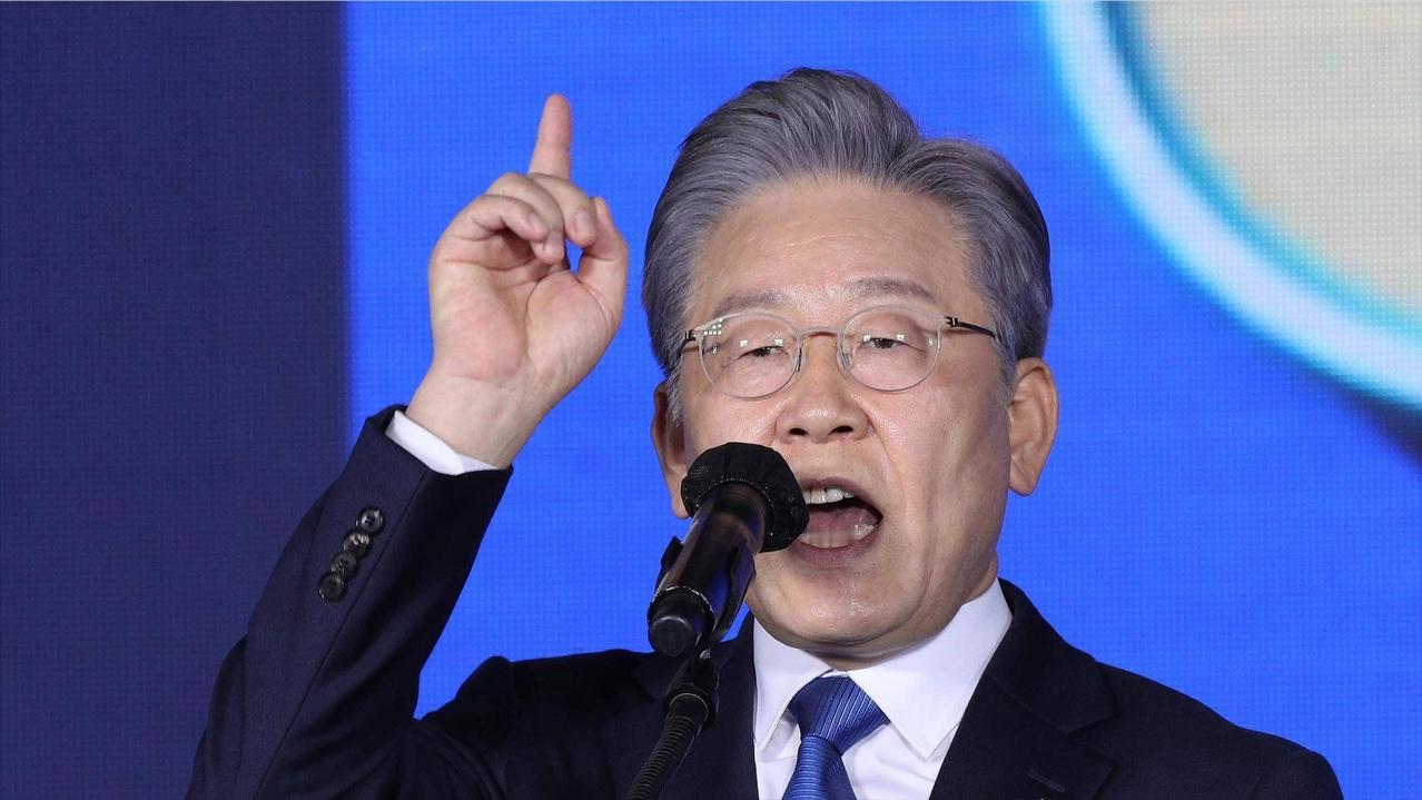 一年3600亿美元的“大蛋糕”，韩国，说不要就不要了！就在昨天，总统李在明