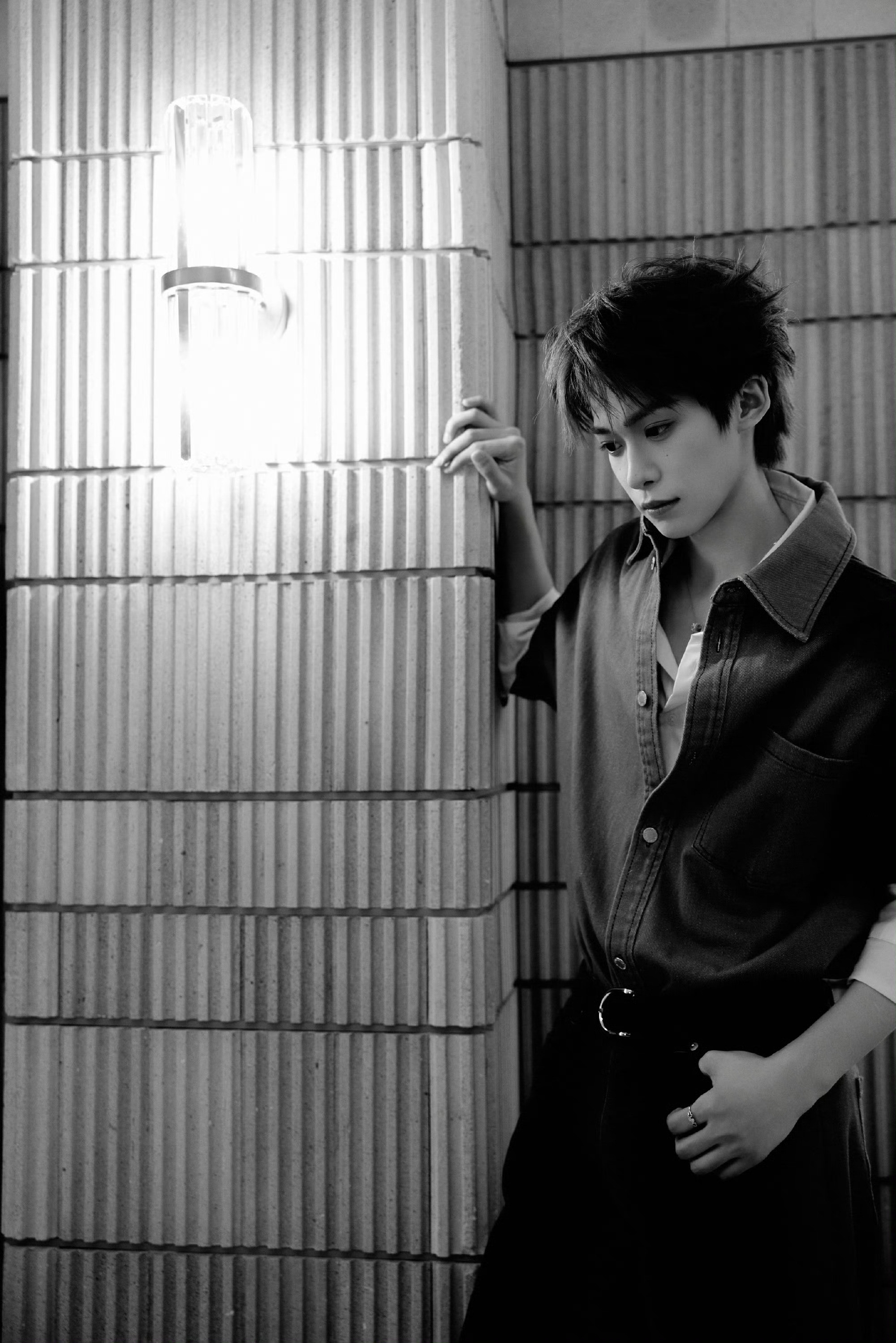 我也很想立忧郁人设，可是一看见梓渝就想笑根本藏不住