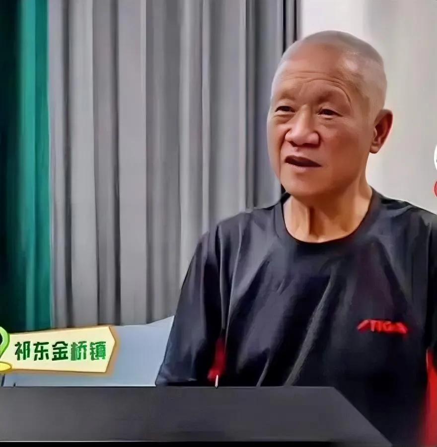 樊振东小时候打球输第二能哭到抽外公说他那股劲——不是输不起，是他攥着