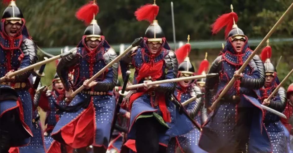 清朝皇帝提及两广便坐立难安，只因两广人几百年不服清廷统治。清军入关后，江南江