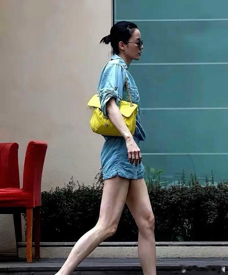 都说王菲57岁还像少女是老天赏饭，你信吗