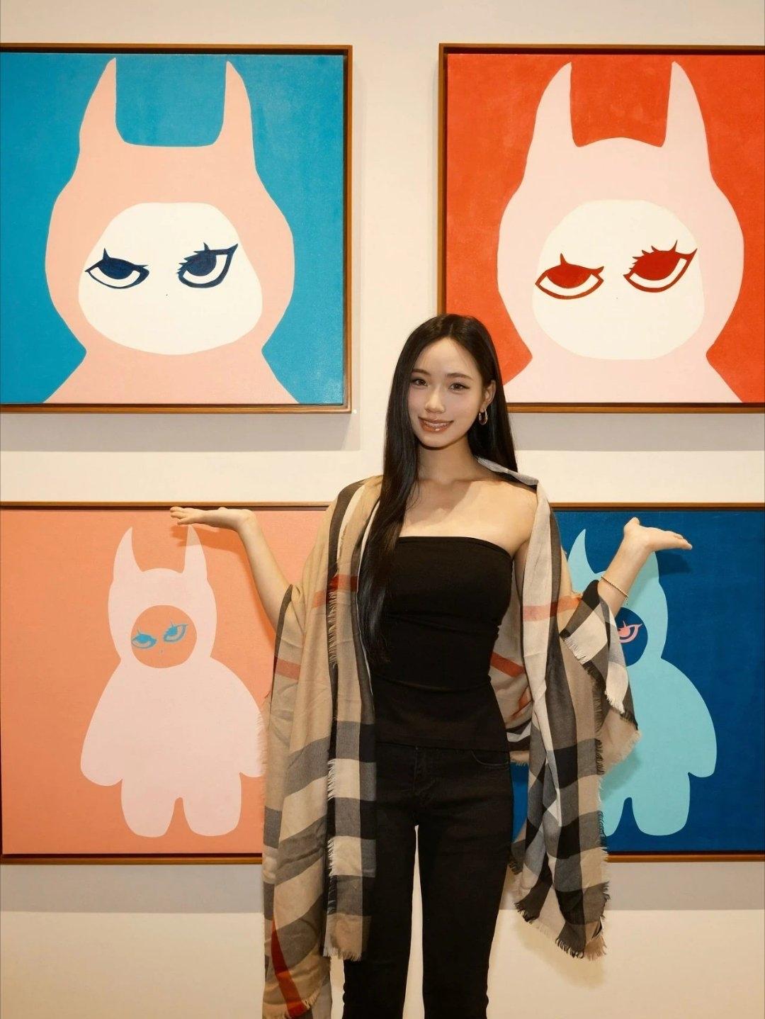 小S的女儿其实正在代替大s成为这个家族新的摇钱树。这家人还在重复相同的悲剧，把