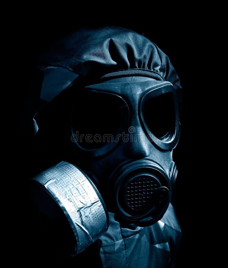 又发现日遗化学武器，东北边境遗留化学武器数额庞大，清理干净可能要花几十年时间。