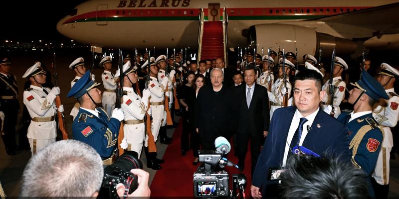 卢卡申科访华后乌克兰出现“反常、难以解释”局势变化。意大利媒体《晚邮报》7