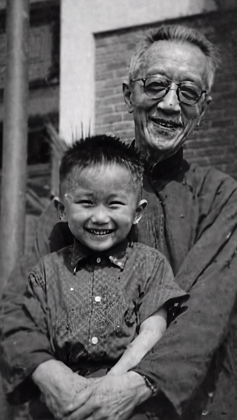 新思维：我在地球修文明苍茫寰宇，星海无垠，地球是人类文明唯一的摇篮，亦是万千