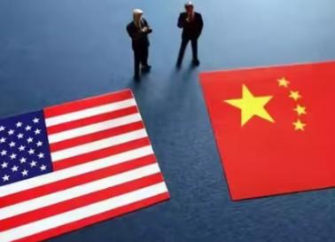 美国专家表示：如果中美战争爆发，那么美国手里的航母与“核武器”，都将成为中国无