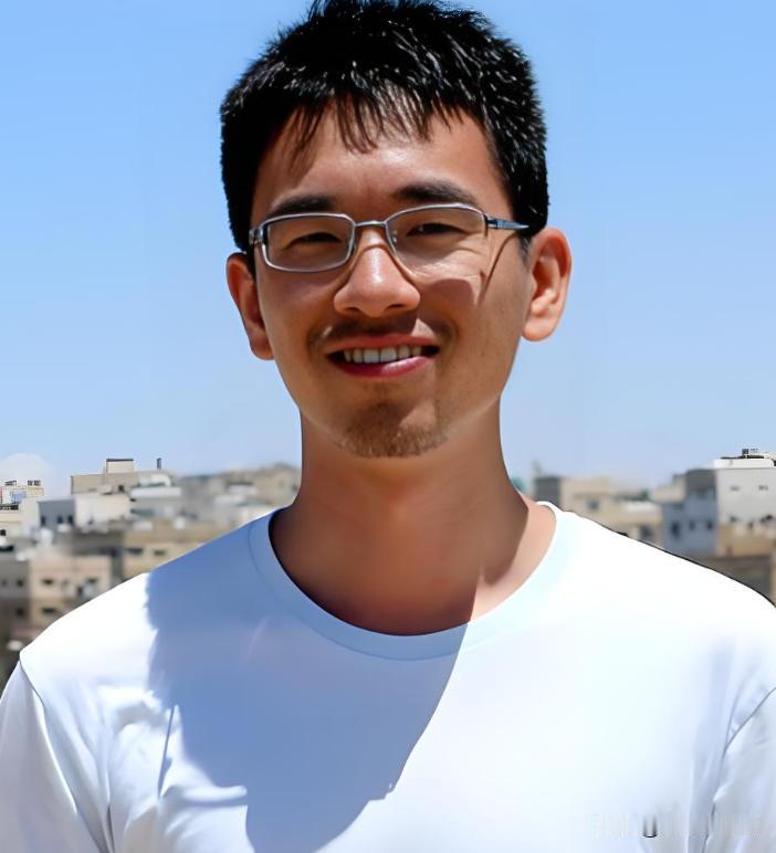 俞华程，国际奥赛金牌，全球总成绩第一名，清华姚班天才，超级学霸，斯坦福大学计算机