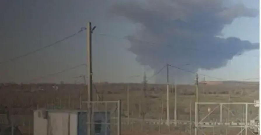 果不其然澳大利亚那边突然宣布了。最近，他们暂停了对中国游客的一项签证