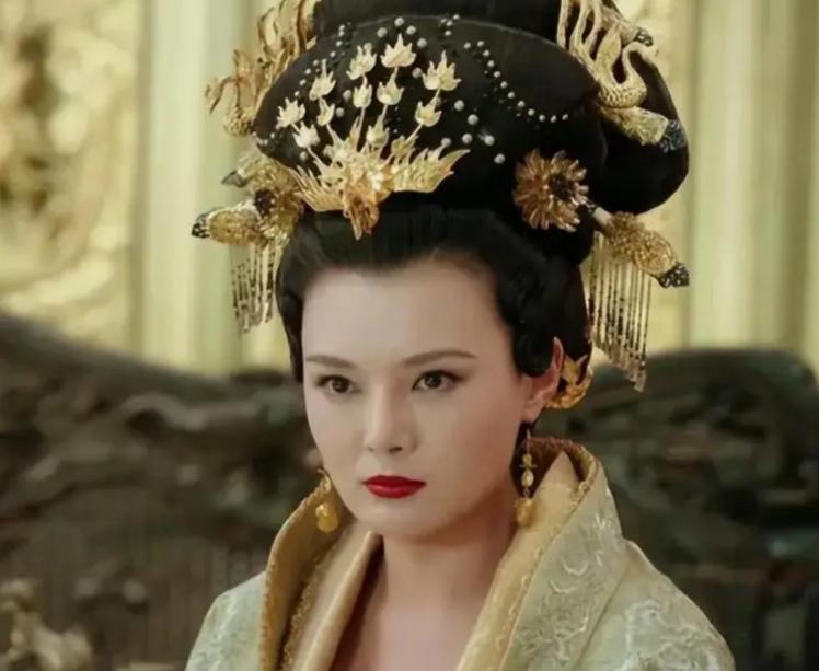 真正结束大唐盛世的宠妃是她，并不是杨玉环，机关算尽到头一场空真正搞垮大唐盛世的