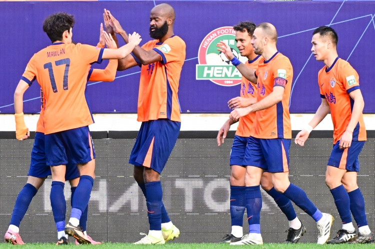 媒体人: 崂山可乐基本敲定成为青岛海牛新赛季的赞助商