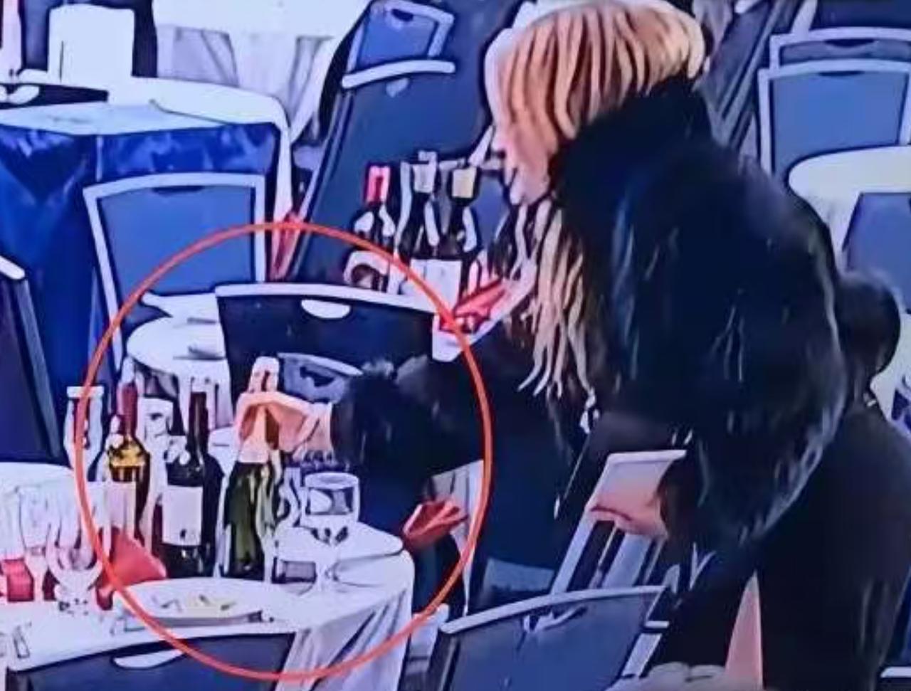 还在发酵！大家都知道，白宫的这场记者晚宴，门票是500刀。按最新的汇率计算，