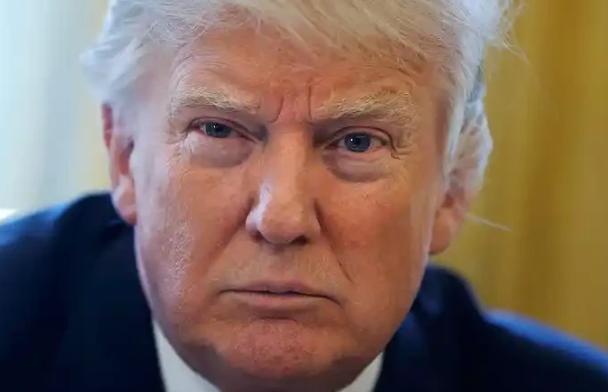 特朗普傻眼了！111亿美元军售单刚通知国会，中国外交部随即宣布：20家参与军售的