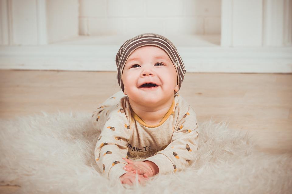 哺乳期妈妈感冒了能继续喂奶吗? 该怎么办?