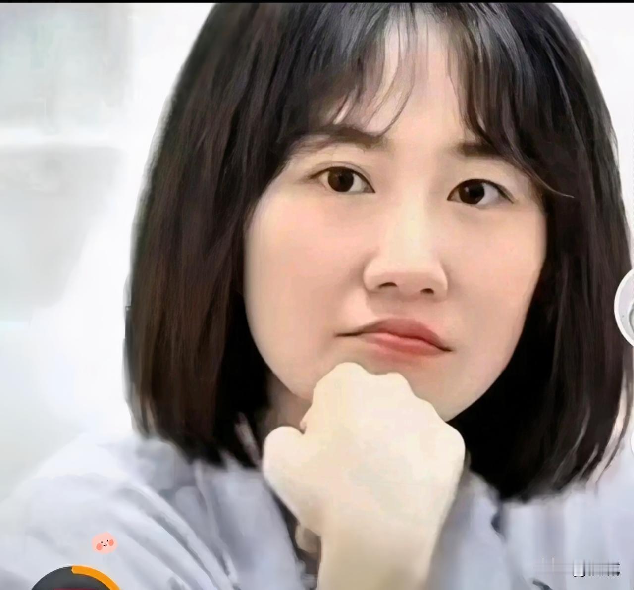 曾医生这一跳，算是扯下了医疗圈最后一块体面。曾医生率整个科室从三甲集体转战