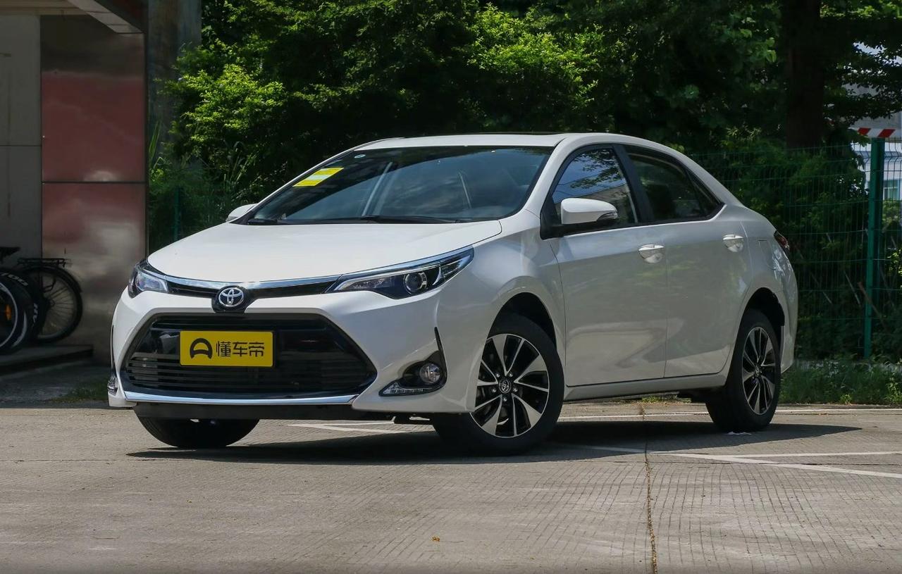 作为家用车界的“老油条”，丰田雷凌在二手车市场一直挺能打——省油、皮实、保值，听