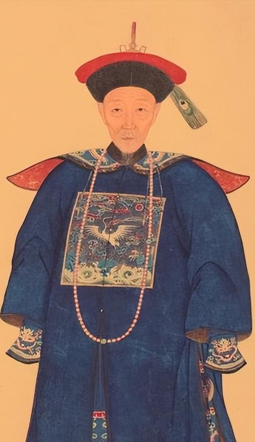 乾隆骂他是清朝第一贪官，但百姓却为他建生祠，连和珅都自愧不如。提起清朝的贪官