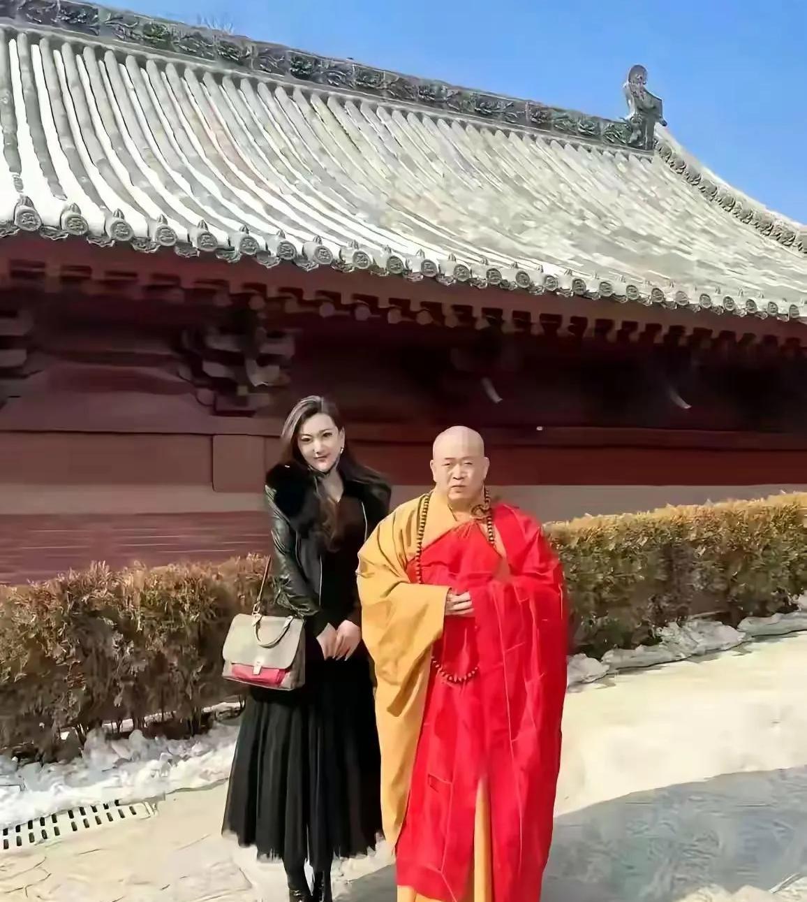 从五台山演教寺和尚丢米，到嵩山少林寺释住持被查传言，今年佛门净地纷纷扰扰，不平静