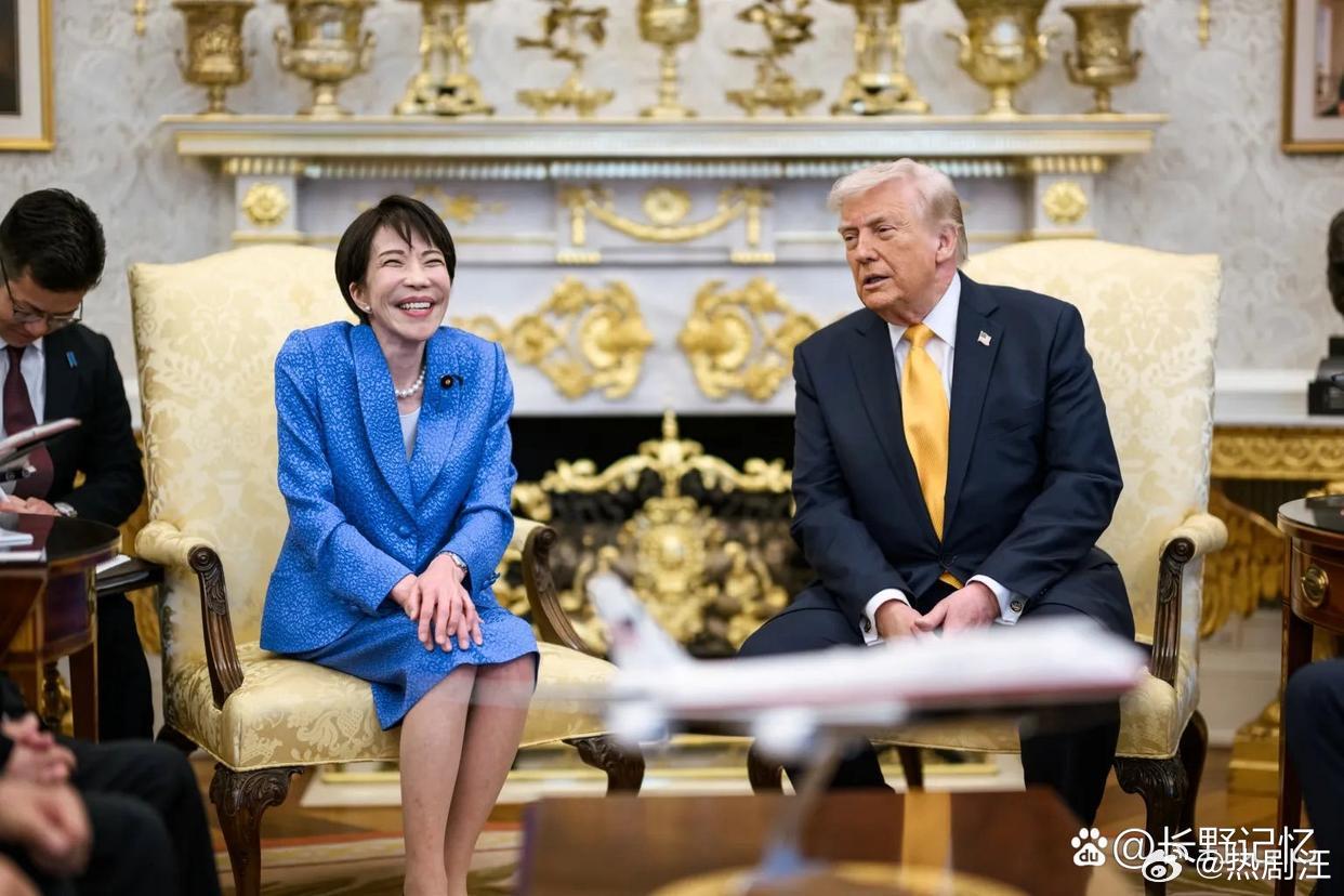 高市早苗结束了美国访问后，美国白宫摄影师马上把他们认为具有代表性的三张照片展示了