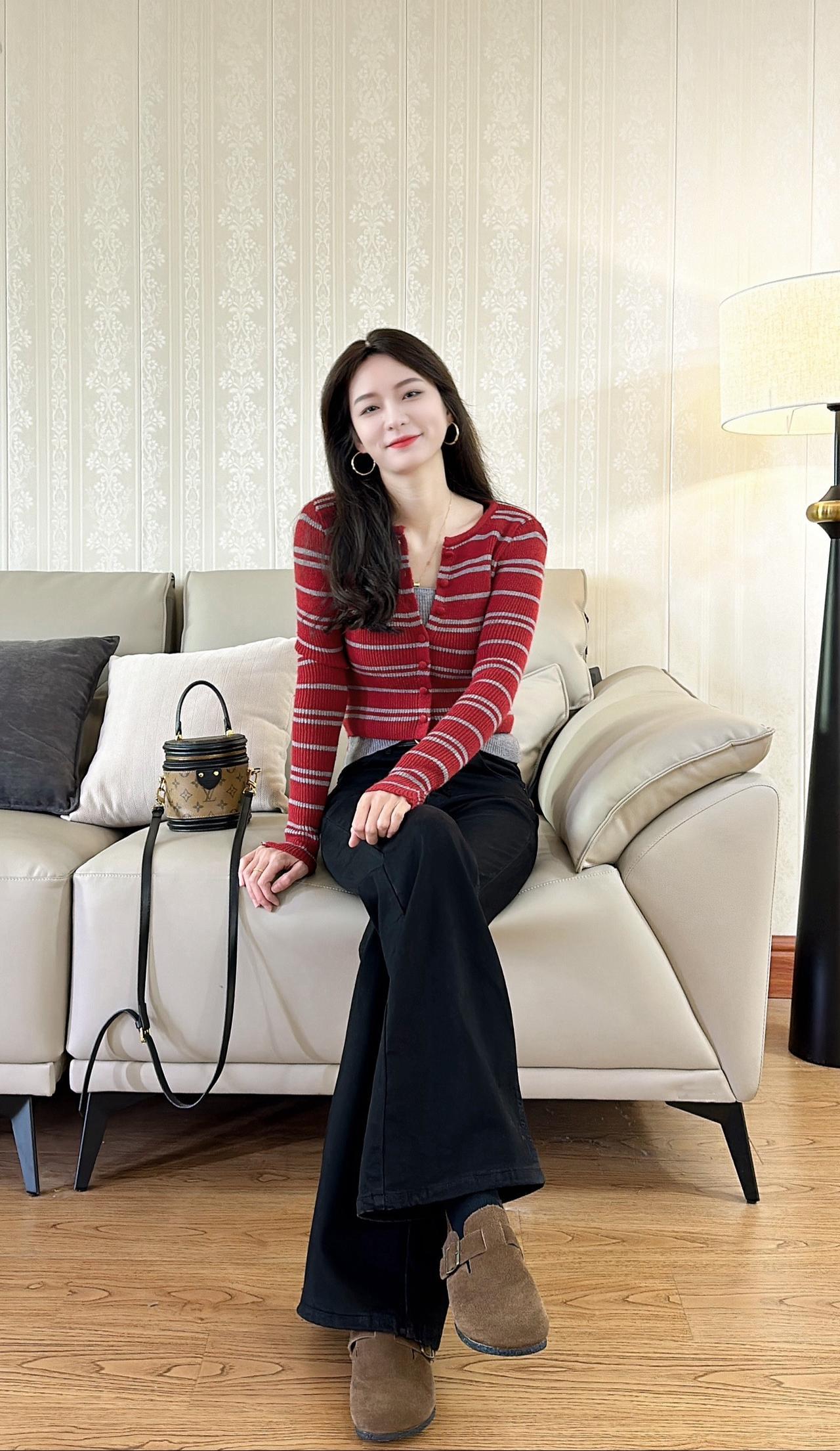 人到中年，哪有那么多精力去套路，简单点我明牌你随意打底衫毛衣冬季穿搭韩系女