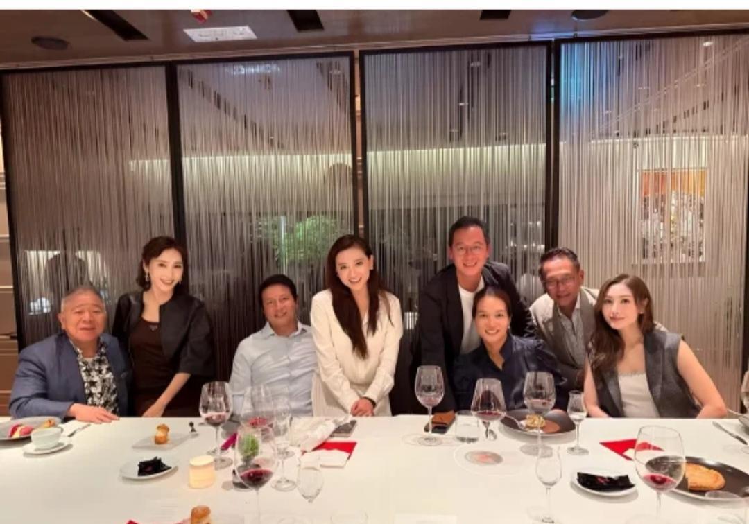 李嘉欣和黎姿，越是有钱人吃的越少。