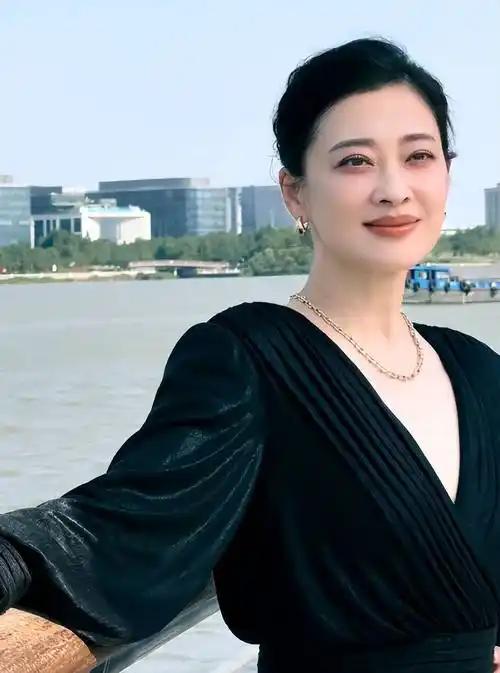 演员梅婷说：“其实在《父母爱情》选角之初，我和郭涛都不是最初选的那个男女主角，在