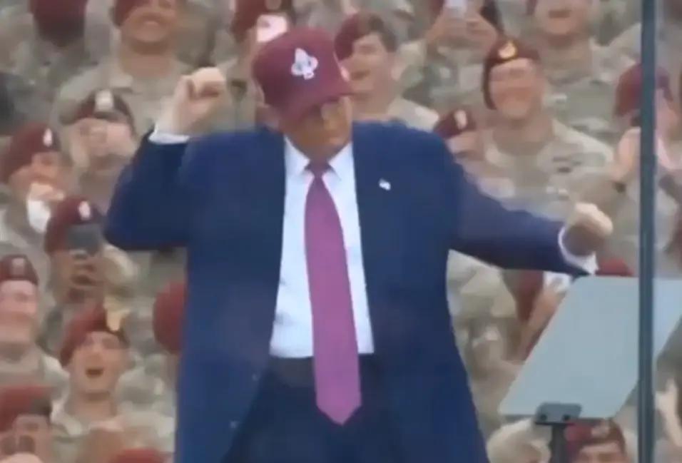 我最近才知道，沉默已久的特朗普前白宫医生再次发声，语出惊人，直接把那位快80岁老