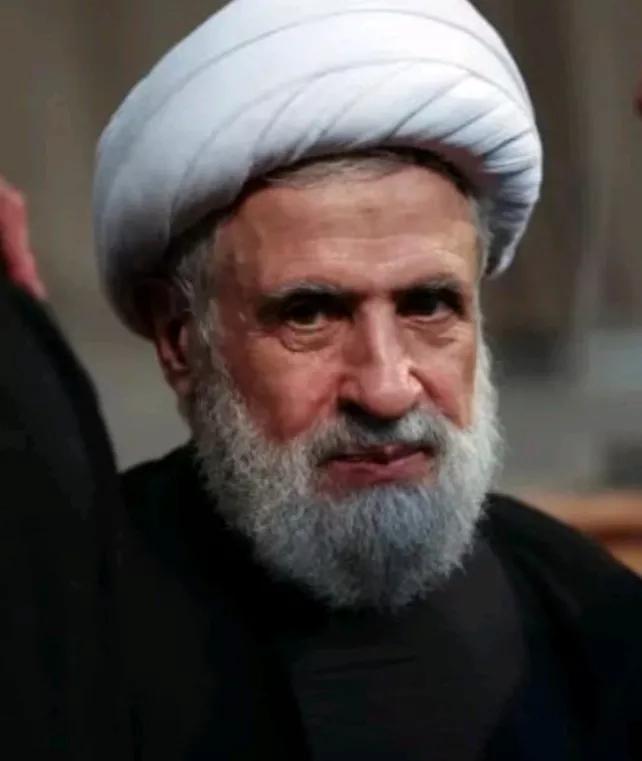 天空新闻报道，当地时间1日，在伊朗持续遭遇美国、以色列发动的联合空袭的紧张局势下