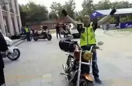 2016年，赵本山爱徒张晓光在高速路口发生车祸，当场丧命，只因55块过路费。