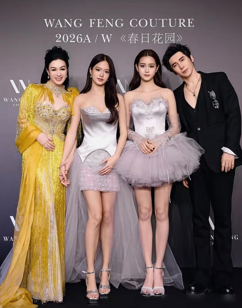 钟丽缇输了。她用十年，也没能焊死张伦硕基因里那个叫“传承”的执念。我告诉