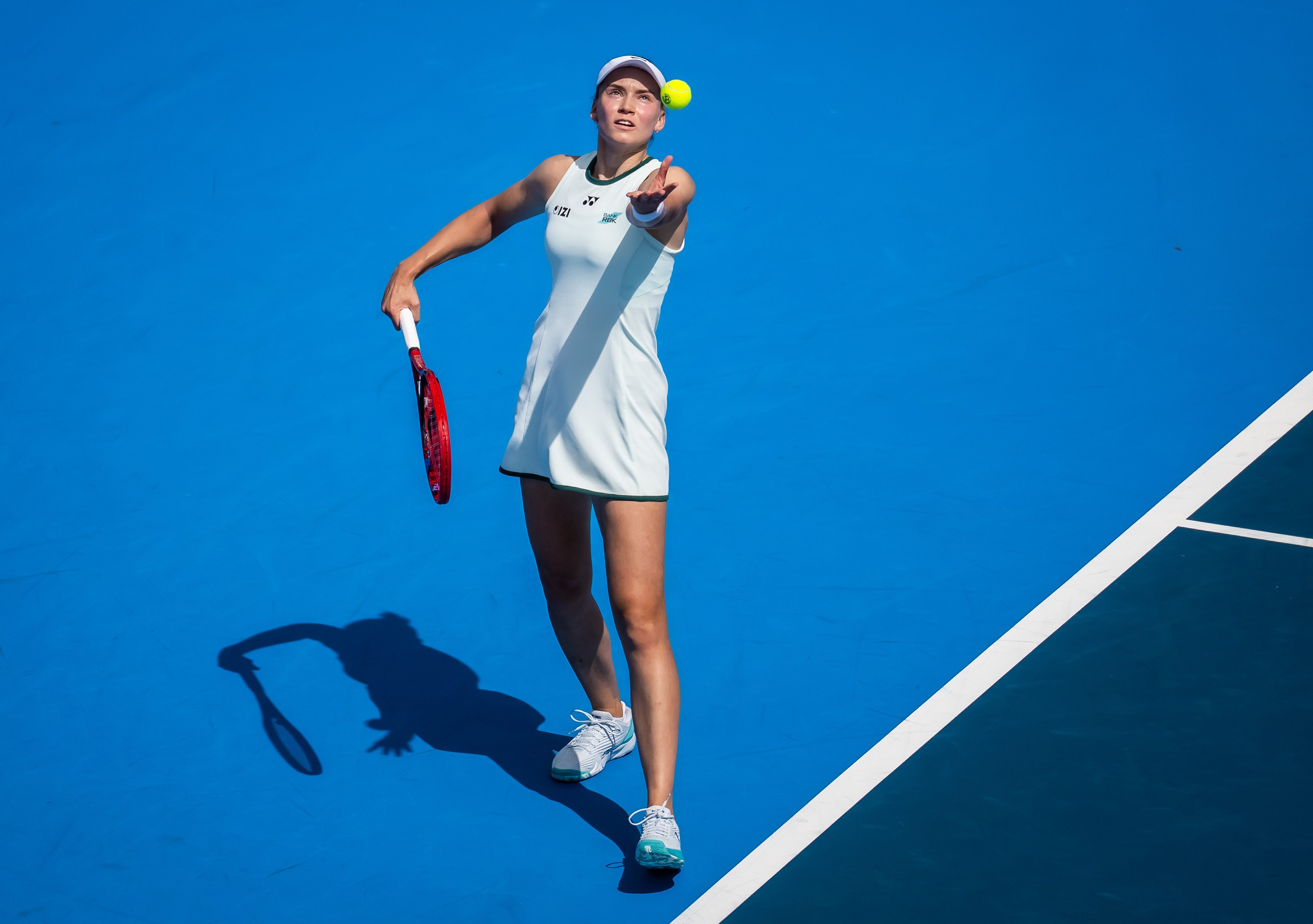 莱巴金娜继续前进💪WTA1000辛辛那提站第三轮，2号种子莱巴金娜在第二盘破掉