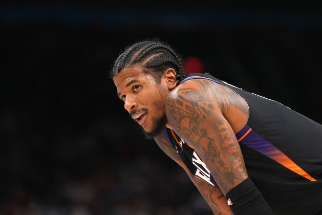 解释下为什么不上杰伦格林这个还要从这个交易说是，虽然格林的合同大，但是其实交