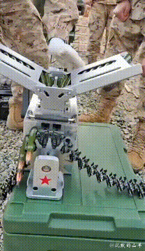 这是不是叫压弹器？我是第一次见。