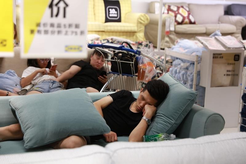 你现在每天能睡够7小时吗现在每天能睡够7小时？太难了！就我自己来说，白天忙工作