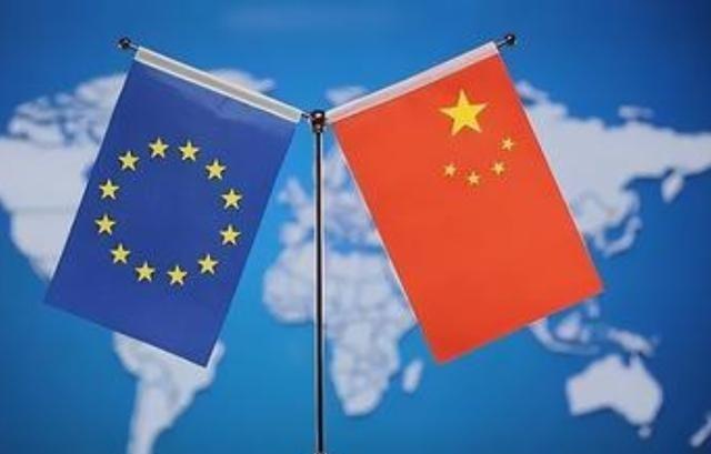 中国应向全世界公告，凡在中国历史上侵犯过中国的国家，如敢再次侵犯中国，中国将对其