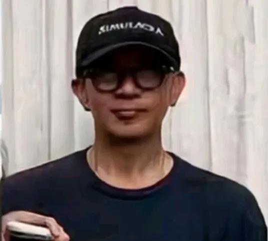 光头最近突然暴瘦，我觉得大S最感谢的人不是妈妈，也不是妹妹小S，而是光头，因