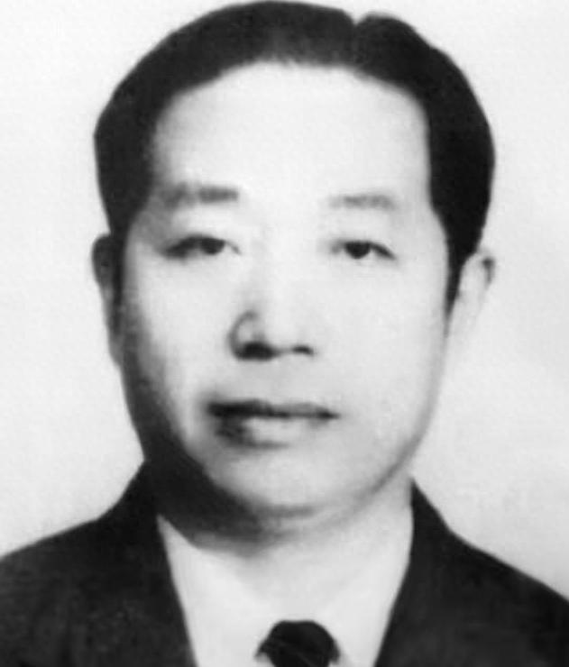 1937年，刺杀蒋介石失败的凶手来到延安，毛主席：你不能留在延安“报告，延水河